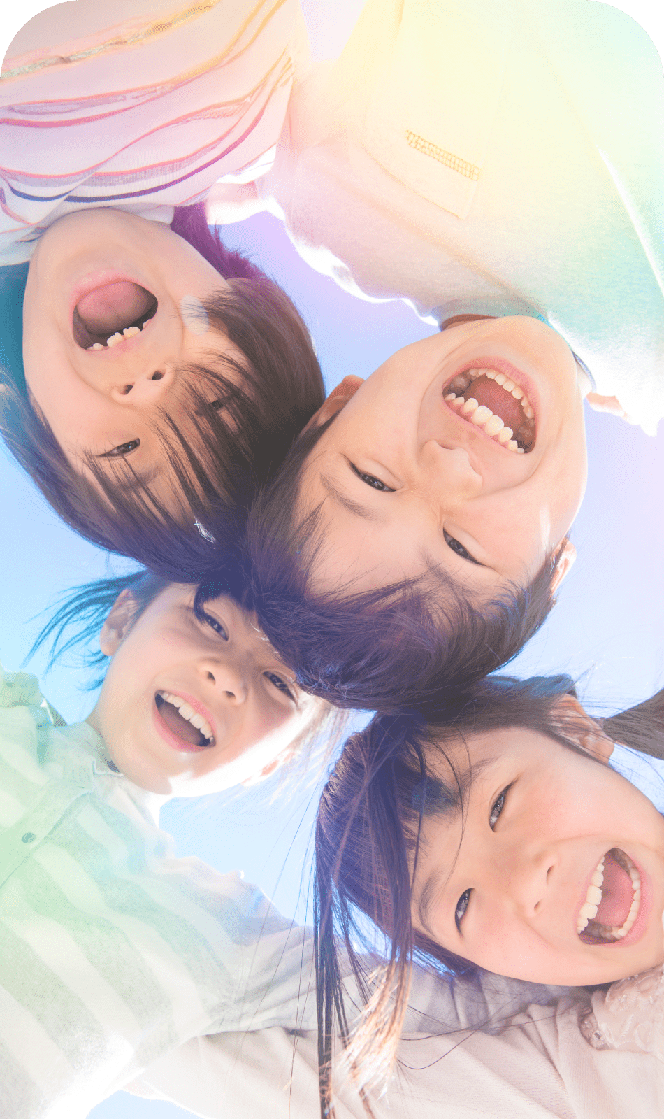 お子さまの年齢や個性にあった幅広いプログラムで支援を行います